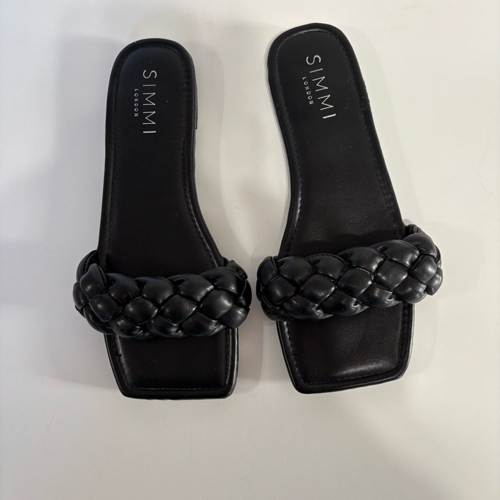 Simmi London Black Braided Sandals Womens Size 9W Square Toe Flat Slides